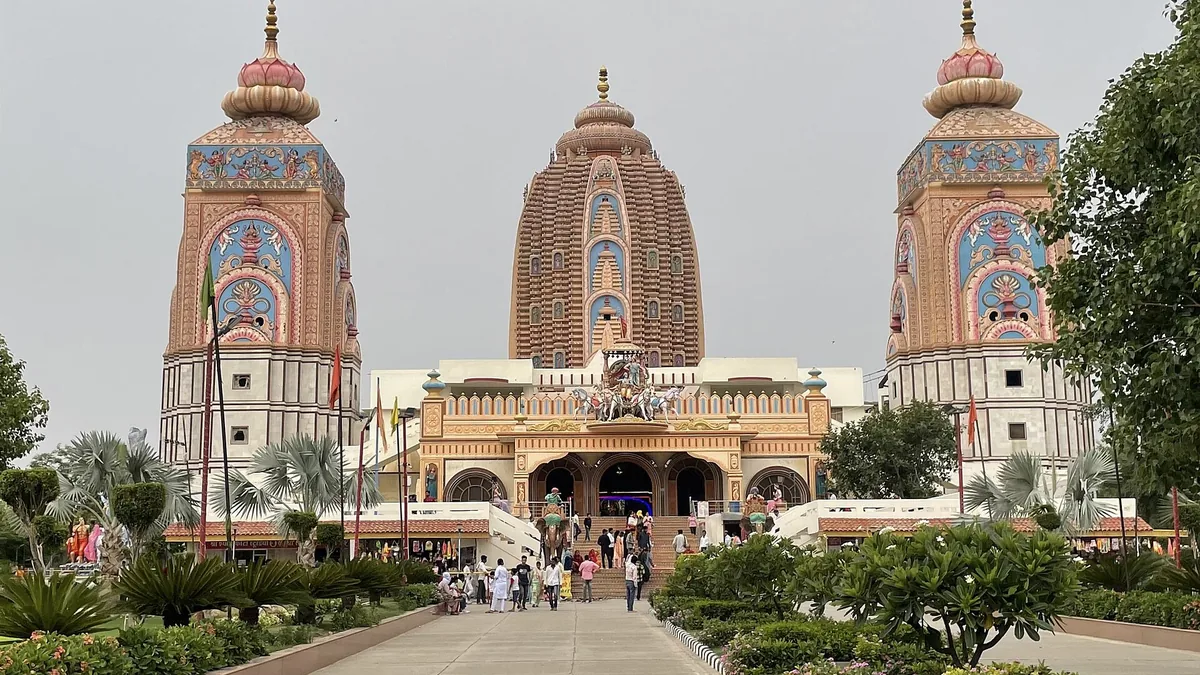 Historic Ahmedpur Fort in Ahmedpur, Haryana – Delhi to Ahmedpur Urbania on rent for family & group tours