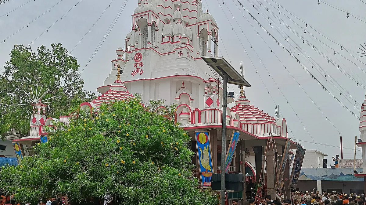 Historic Pura Mahadev Temple & Yamuna Plain in Baghpat, Uttar Pradesh – Delhi to Baghpat Urbania on rent for family & group tours