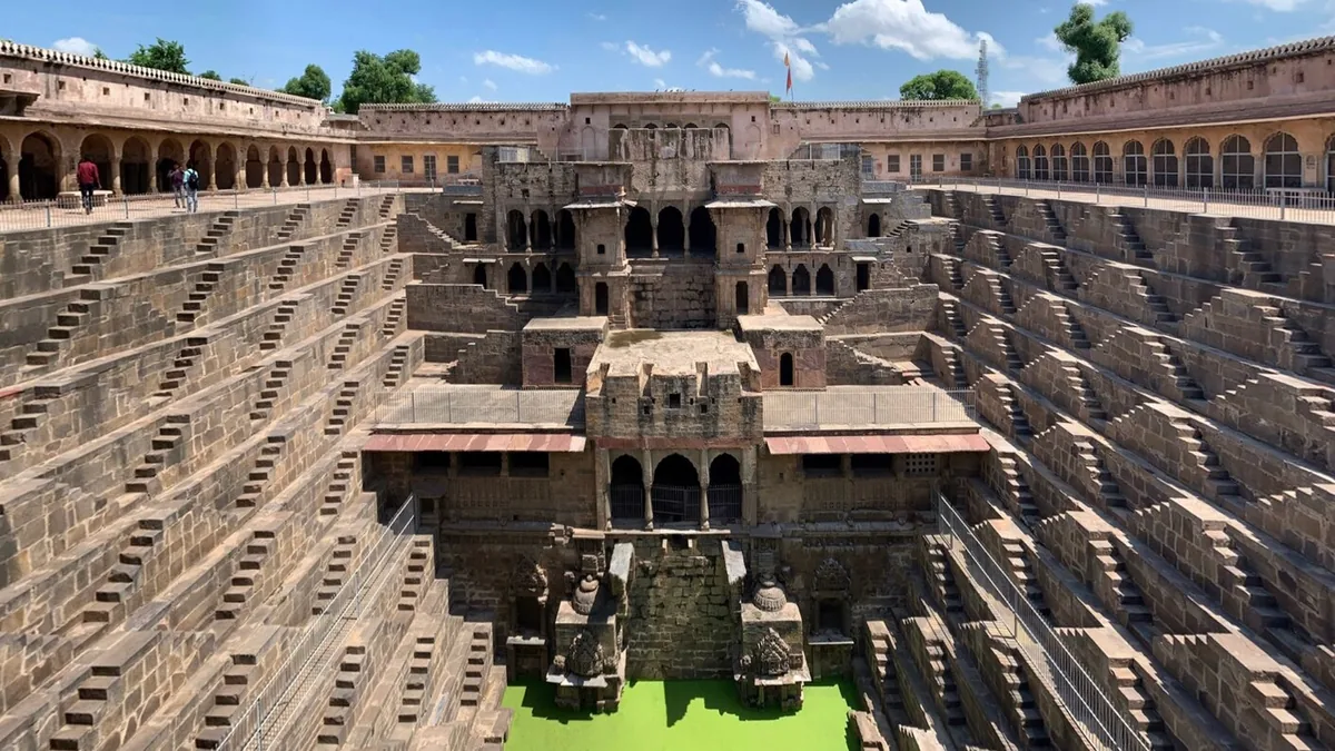 Ancient Bandikui Fort in Bandikui, Rajasthan – Delhi to Bandikui Urbania on rent for family & group tours