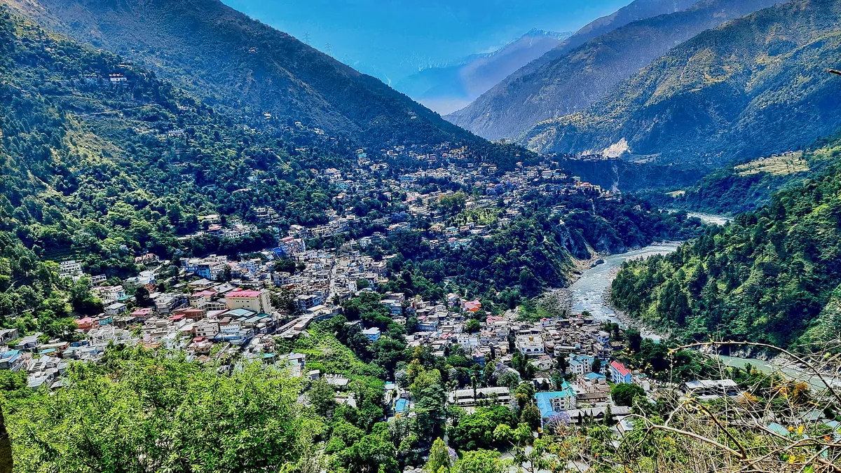Lakshmi Narayan Temple in Chamba, Himachal Pradesh – Delhi to Chamba Urbania on rent for family & group tours