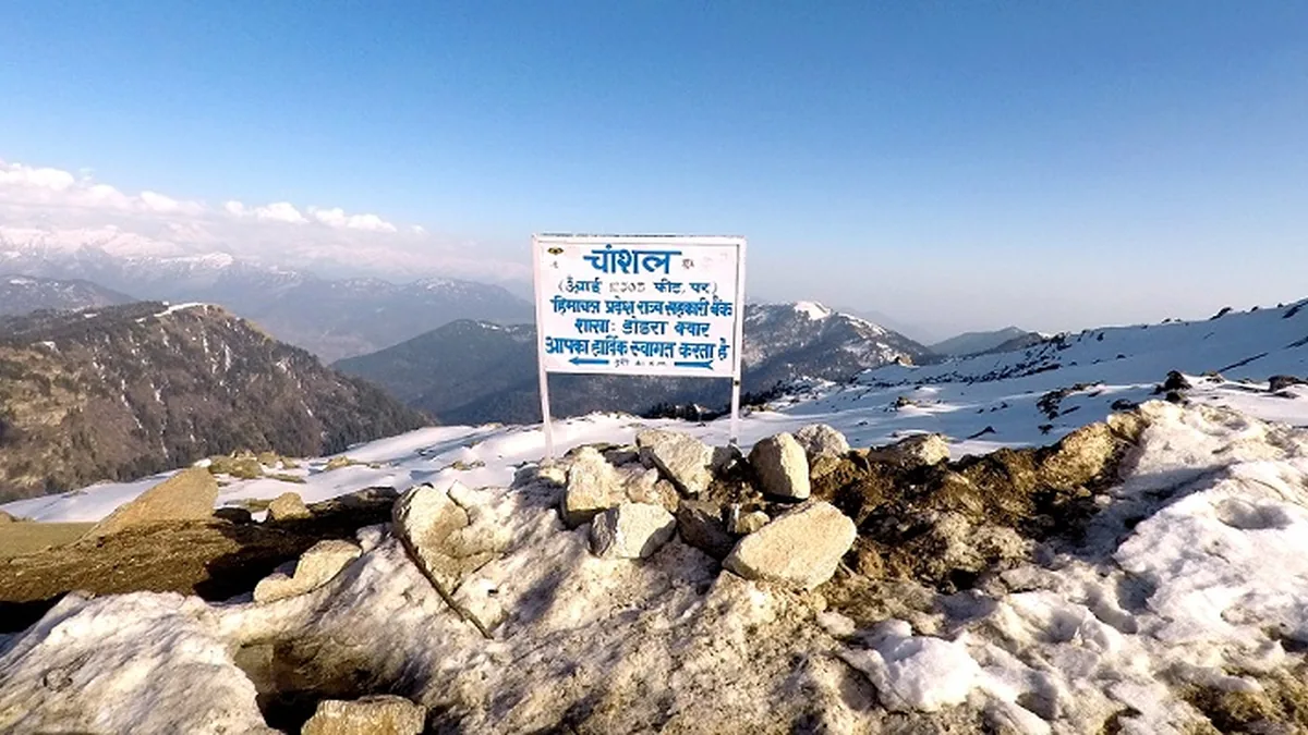 Chopal Himalayan Mountain Valleys & Scenic Hillscapes in Chopal, Himachal Pradesh – Delhi to Chopal Urbania on rent for family & group tours
