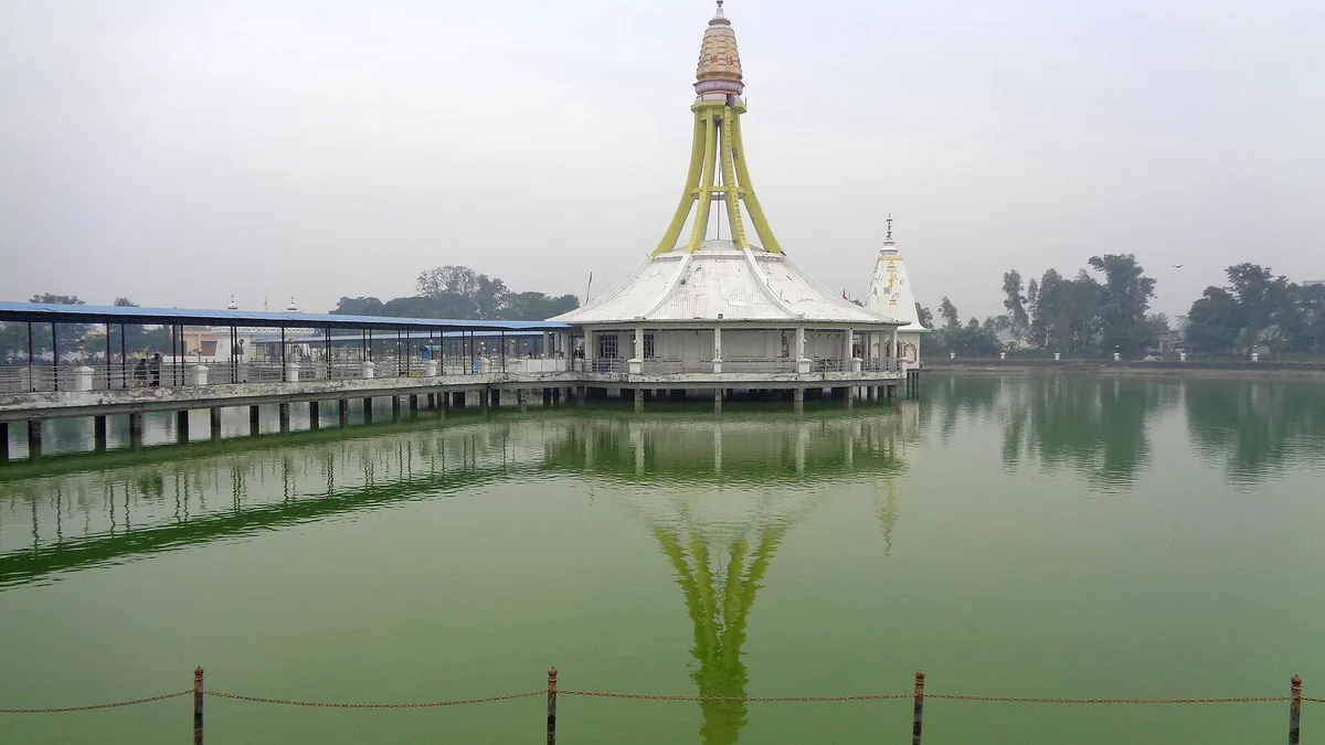 Dasuya Historic Gurudwara & Lush Countryside in Dasuya, Punjab – Delhi to Dasuya Urbania on rent for family & group tours